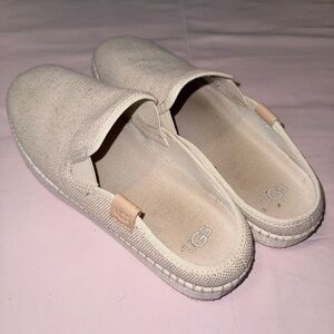 UGG Delu Natural Women's Mules